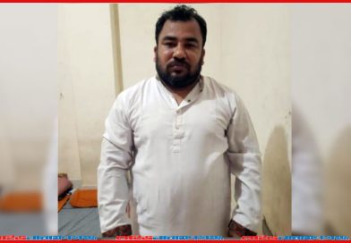 আড়াইহাজরে যৌথ বাহিনী অভিযানে প্যানেল মেয়র জাহাঙ্গীর গ্রেপ্তার