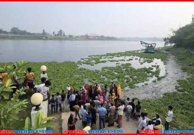 শীতলক্ষ্যায় নৌকাডুবি, বন্ধুরা বাঁচলেও জোবায়ের ফিরল না