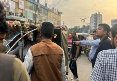 নগরীতে হলুদ রঙবিহীন ইজিবাইক ও অটোরিকশার বিরুদ্ধে ভ্রম্যমান আদালত