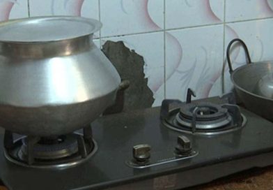 ফেটেছে তিতাসের পাইপলাইন: গ্যাস সরবরাহ ব্যাহত, বাড়িঘরে ভোগান্তি