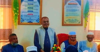 কুতুবপুরে দারুল উলুম মাদ্রাসায় মুহাম্মদ গিয়াসউদ্দিনের সৌজন্য সাক্ষাৎ